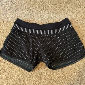 Black and white polka dot Lululemon athletic shorts